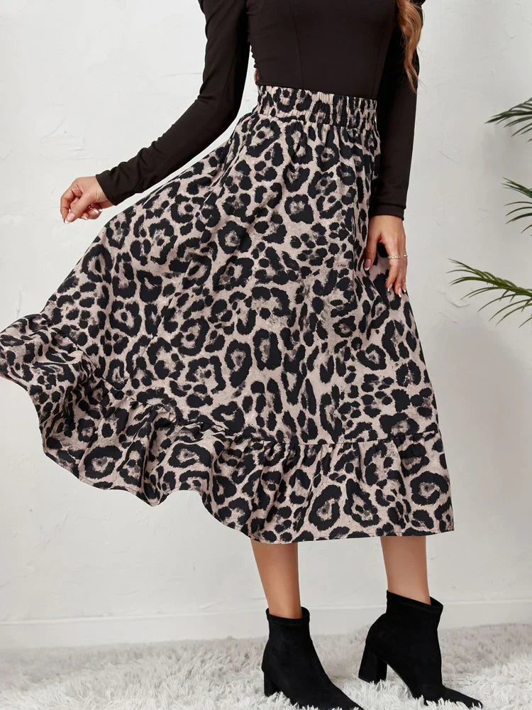 Long Flowing Leopard Skirt – Trendy & Chic Statement Piece