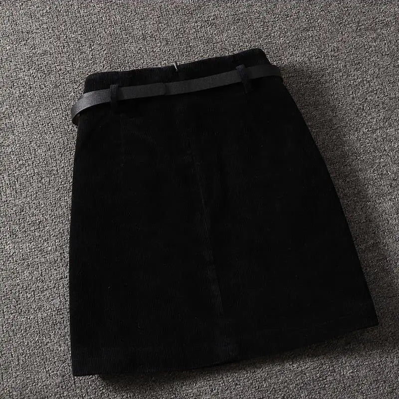 Mini Skirt In Ribbed Velvet Pocket – Trendy & Stylish Fashion Statement