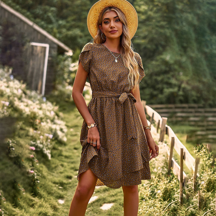 Comfortable Floral Dress – Trendy & Relaxed Style for Effortless Everyday Wear