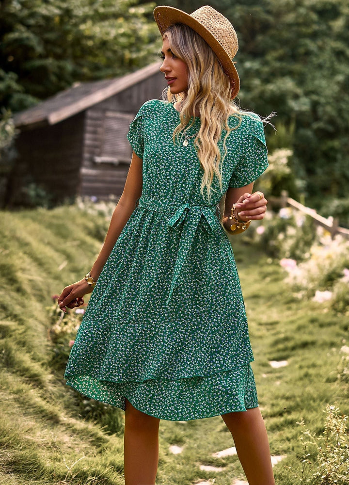 Comfortable Floral Dress – Trendy & Relaxed Style for Effortless Everyday Wear