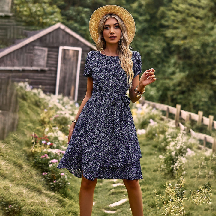 Comfortable Floral Dress – Trendy & Relaxed Style for Effortless Everyday Wear