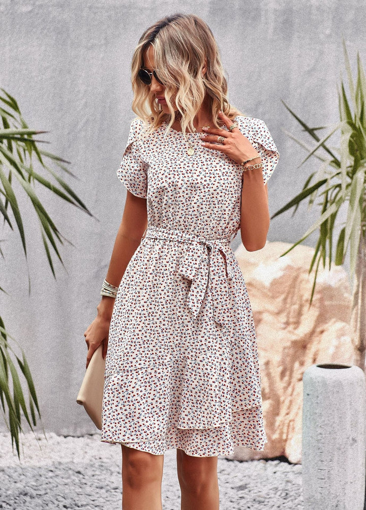 Comfortable Floral Dress – Trendy & Relaxed Style for Effortless Everyday Wear