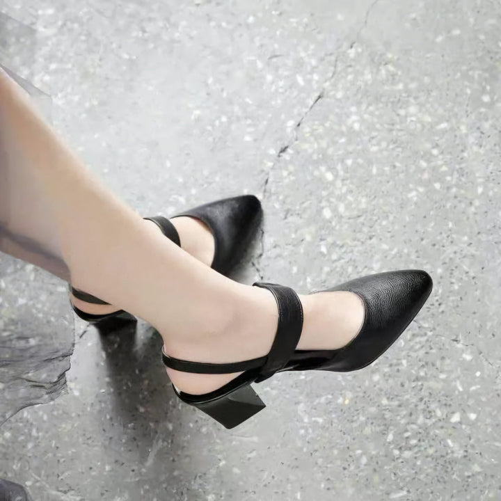 Elegant Orthopedic Sandals – Classic Comfort Meets Sophisticated Style