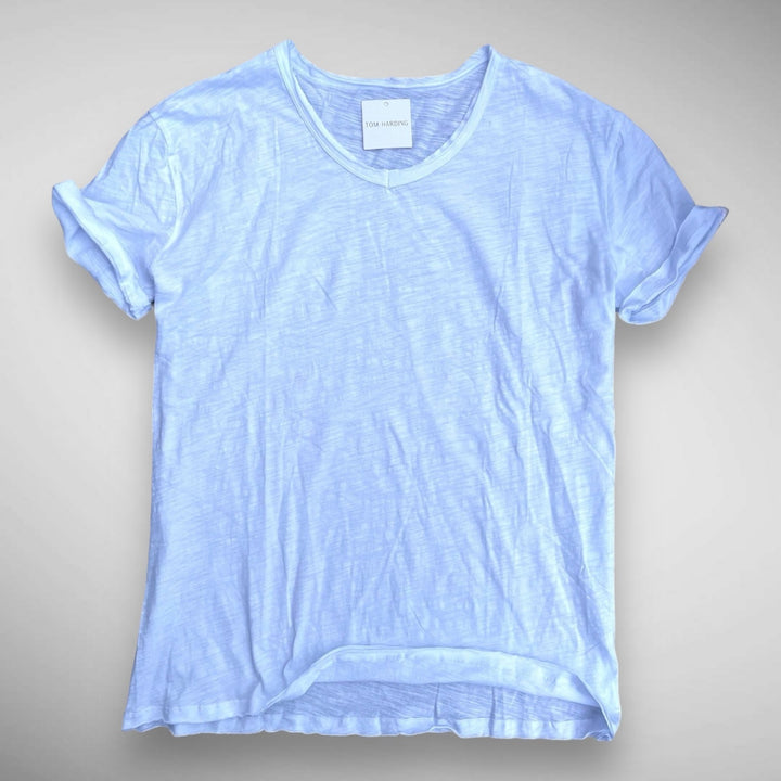 Elegant Cotton T-Shirt – Sophisticated & Classic Wardrobe Essential