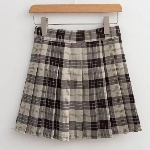 Pleated Checked Mini Skirt – Trendy & Chic Addition to Your Wardrobe