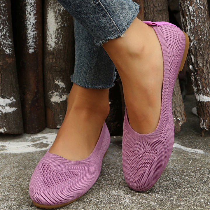 Casual Chic Slip-On Shoes – Comfortable & Trendy Footwear