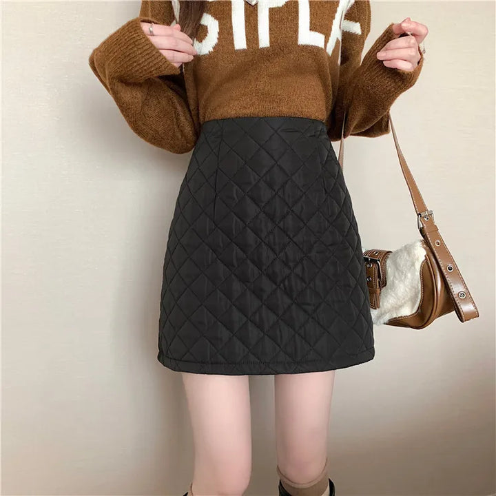 Padded Mini Skirt – Trendy & Modern Style