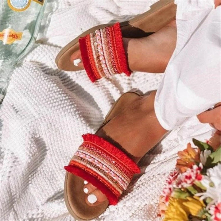 Elegant & Luxurious Slippers – Sophisticated Comfort for Any Occasion