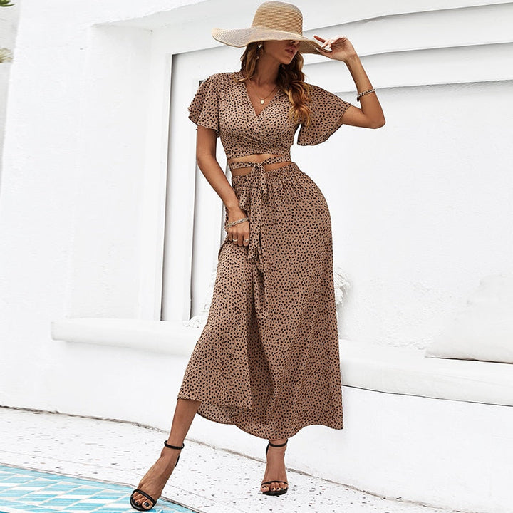 Two-Piece Leopard Print Set – Trendy & Chic Summer Outfit