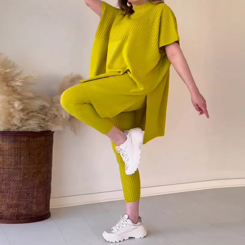 Soft Knit Two Piece Set – Trendy & Comfortable Everyday Wear
