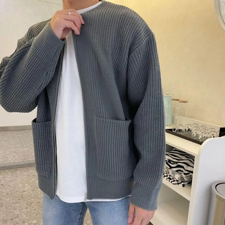 Zippered Cardigan – Trendy & Comfortable Layering Piece