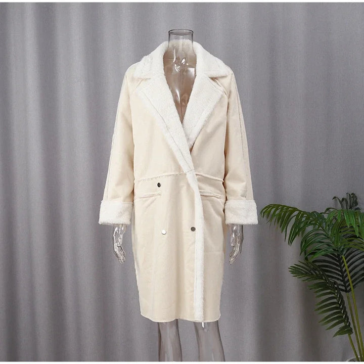 Elegant Fur Overcoat – Sophisticated & Stylish Winter Outerwear