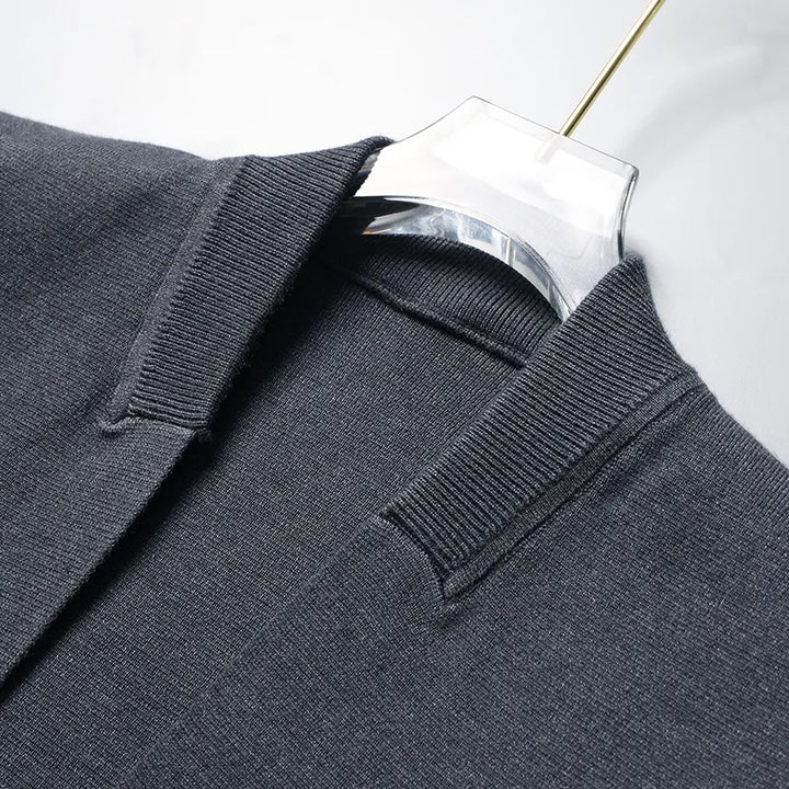 V-Neck Cardigan – Trendy & Chic Wardrobe Essential