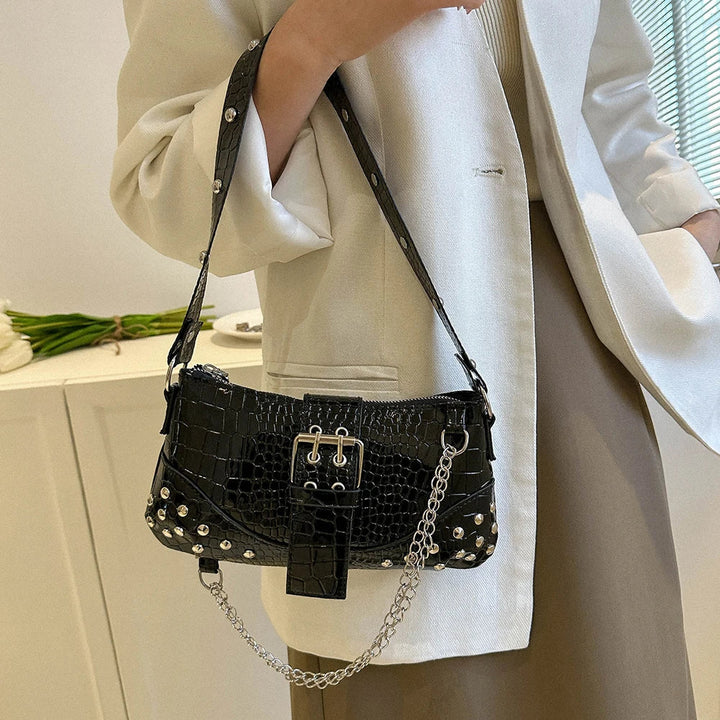 Women's Leather Handbag – Trendy & Sophisticated Style