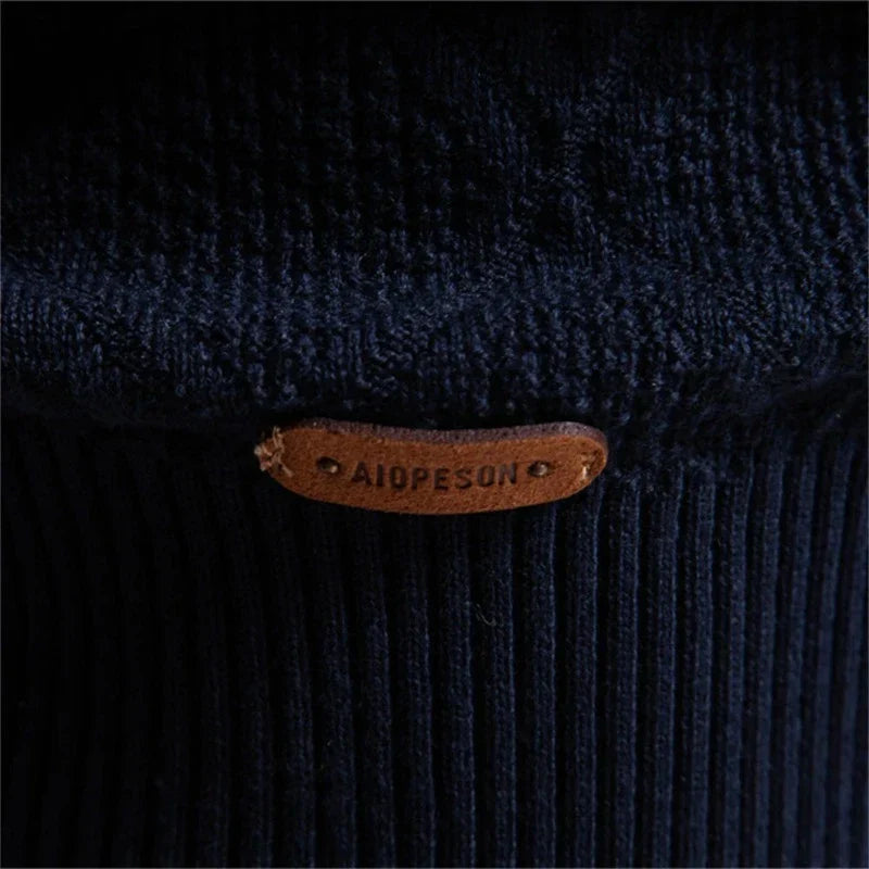 Stylish Knitted Polo – Trendy & Comfortable Fashion Statement