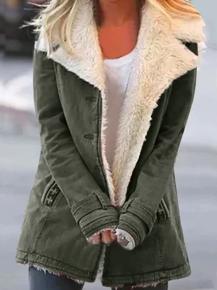 Warm Fleece Jacket – Cozy & Stylish Outerwear for Cold Days