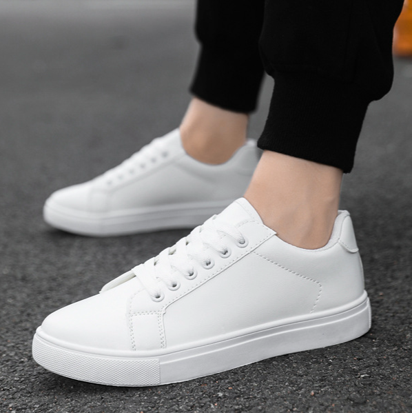 Essential Leather Sneakers – Chic & Comfortable Footwear