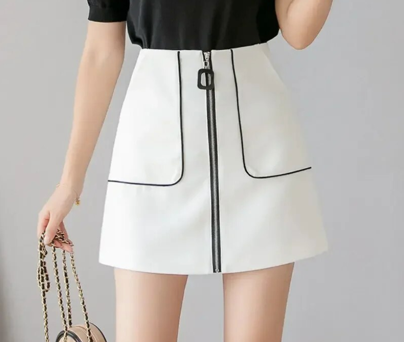 Mini Skirt With Zipper – Trendy & Chic Addition to Your Wardrobe