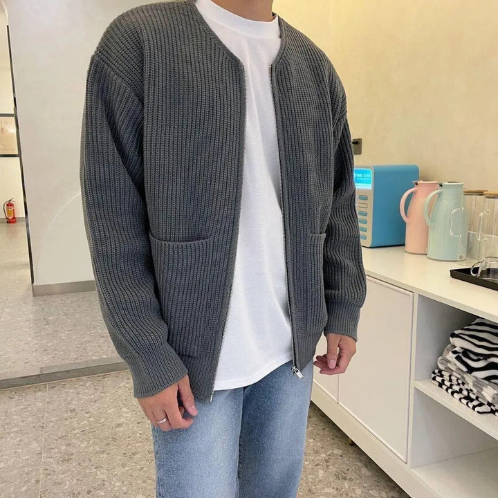 Zippered Cardigan – Trendy & Comfortable Layering Piece