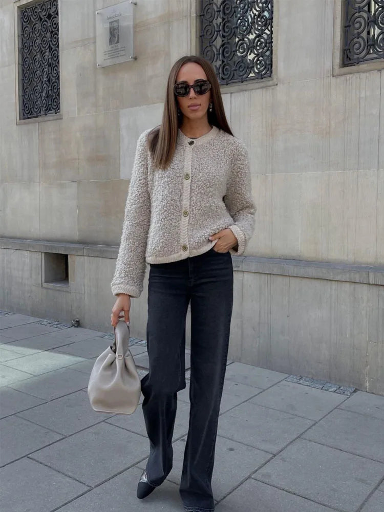 Stylish Teddy Vest – Trendy & Cozy Layering Piece