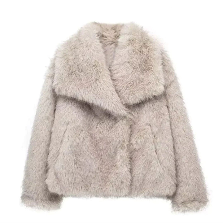 Eco-Friendly Fur Coat – Chic & Sustainable Outerwear