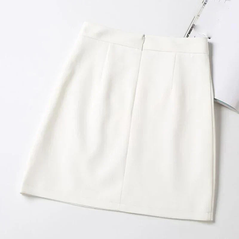 A-Line Skirt in a Beautiful Colour – Trendy & Chic Style
