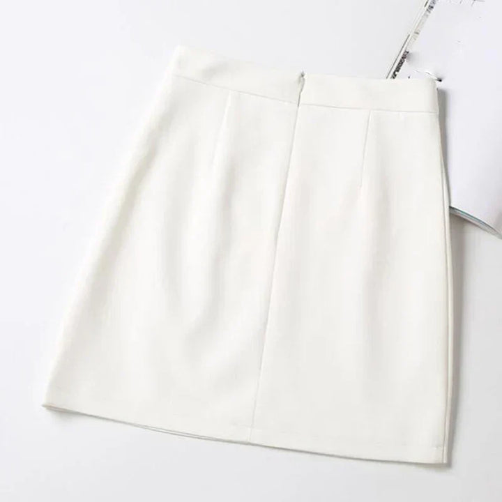 A-Line Skirt in a Beautiful Colour – Trendy & Chic Style