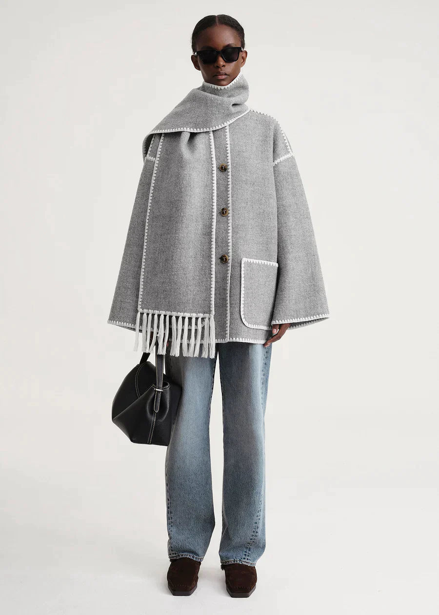 Elegant Scarf Jacket – Sophisticated Layering Piece for Chic Outfits