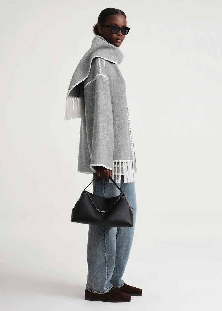 Elegant Scarf Jacket – Sophisticated Layering Piece for Chic Outfits