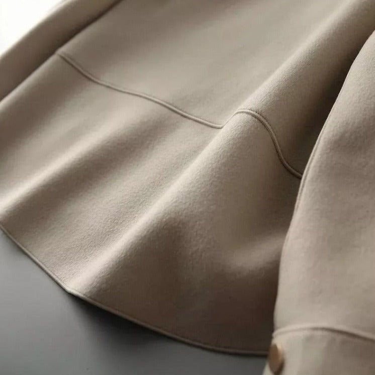 Elegant Women's Jacket – Sophisticated Style for Any Occasion