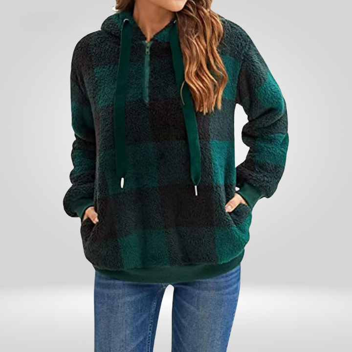 Chic Zip-Up Sweater – Stylish & Comfortable Layering Option