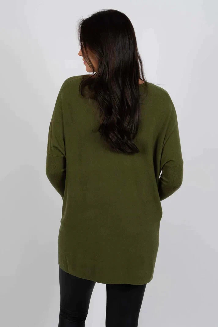 Soft Touch Sweater – Trendy & Comfortable Knitwear