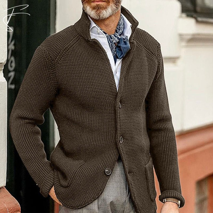 Classic Knit Cardigan – Elegant & Timeless Layering Essential