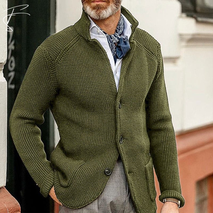 Classic Knit Cardigan – Elegant & Timeless Layering Essential