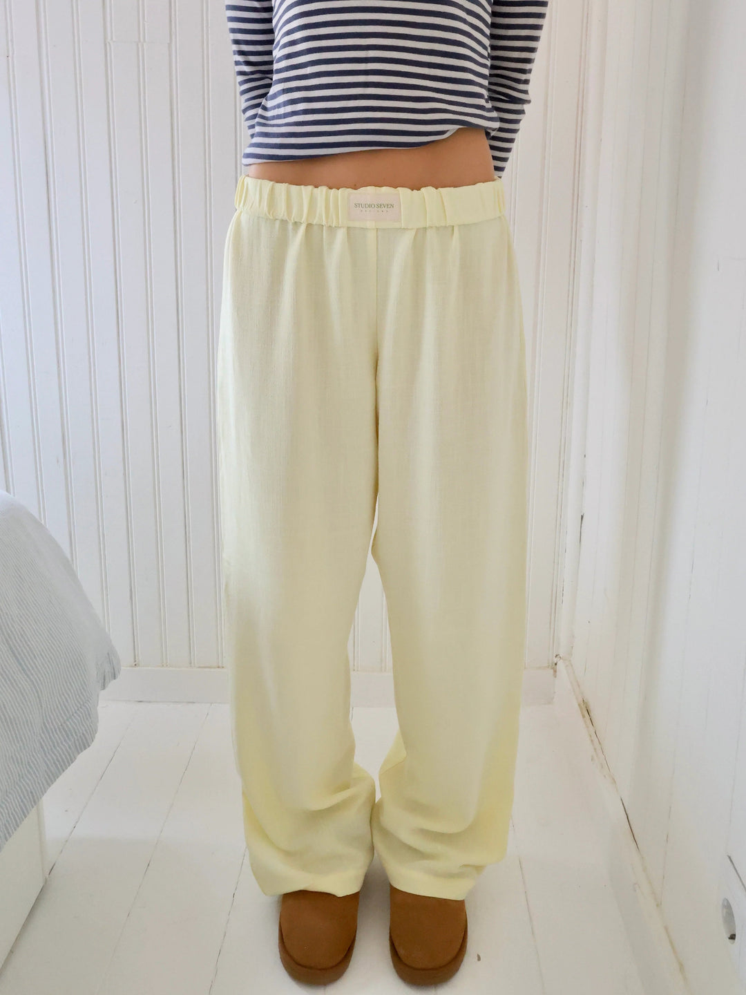 Lounge Trousers – Comfortable & Chic Casual Wear