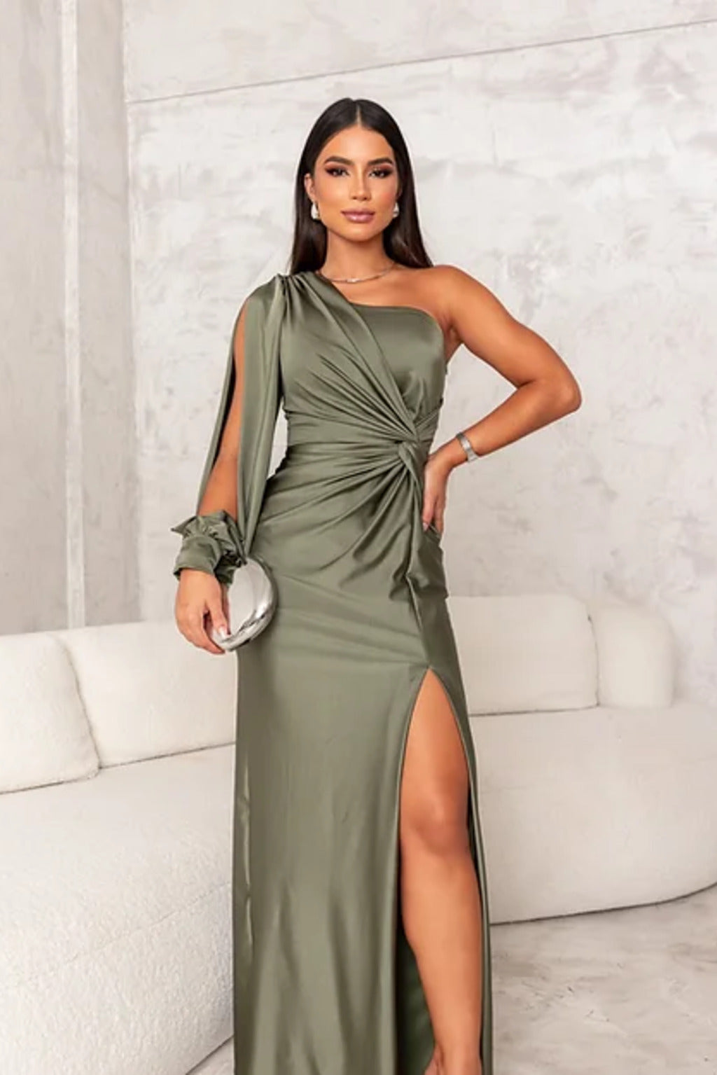 Elegant Silhouette Dress – Sophisticated & Timeless Evening Wear