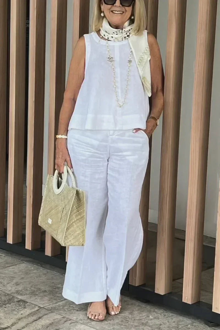 Elegant Sleeveless Jumpsuit – Sophisticated & Chic Fashion Statement