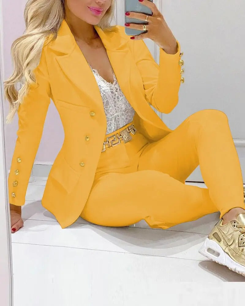 Elegant Blazer and Pants Set – Sophisticated & Stylish Outfit