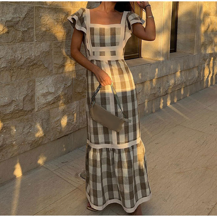 Elegant Checkered Dress – Sophisticated Style for Timeless Elegance