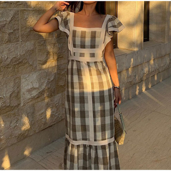 Elegant Checkered Dress – Sophisticated Style for Timeless Elegance