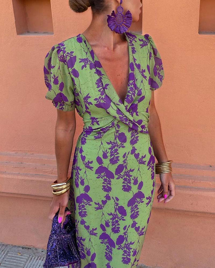 Elegant Satin Summer Dress – Sophisticated & Timeless Style