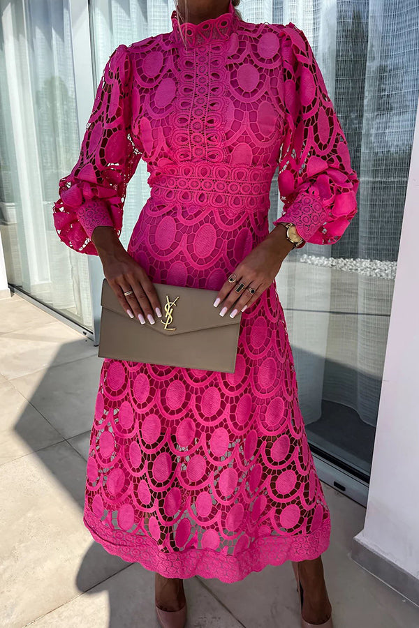 Elegant Lace Dress – Sophisticated & Timeless Fashion Statement