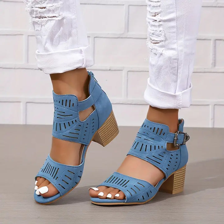 Stylish Women's Sandals – Trendy Thick Heel Design for Chic Summer Outfits