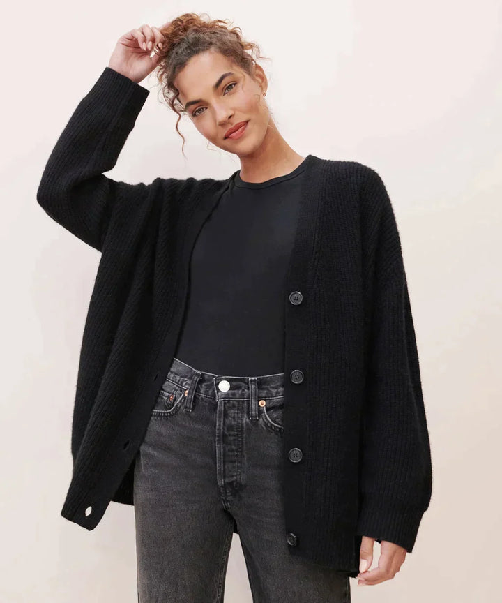 V-Neck Cashmere Cardigan – Elegant & Sophisticated Layering Essential