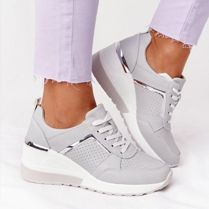 Trendy Women's Sneakers – Stylish & Comfortable Everyday Footwear