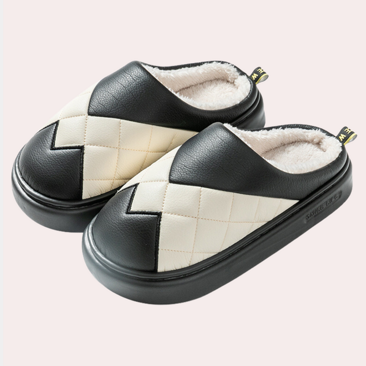 Chic Stylish Slippers – Comfortable & Trendy Footwear for Everyday Wear