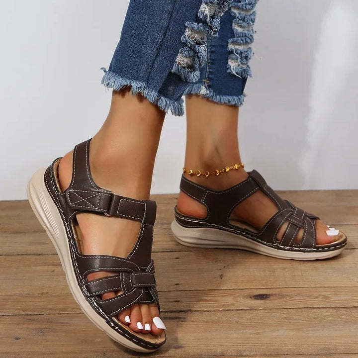 Elegant Orthopaedic Leather Sandals – Sophisticated Style & Optimal Comfort