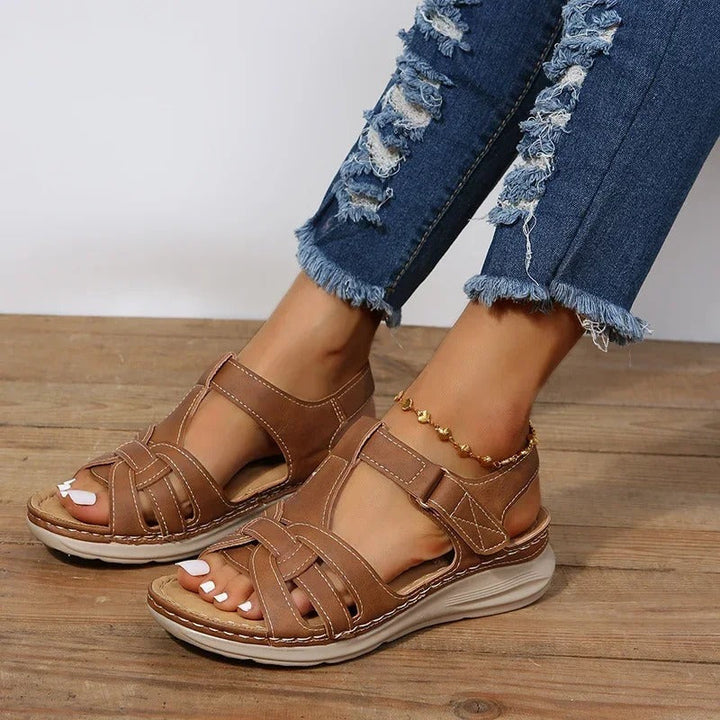 Elegant Orthopaedic Leather Sandals – Sophisticated Style & Optimal Comfort