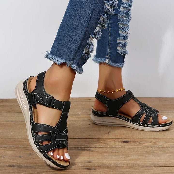 Elegant Orthopaedic Leather Sandals – Sophisticated Style & Optimal Comfort