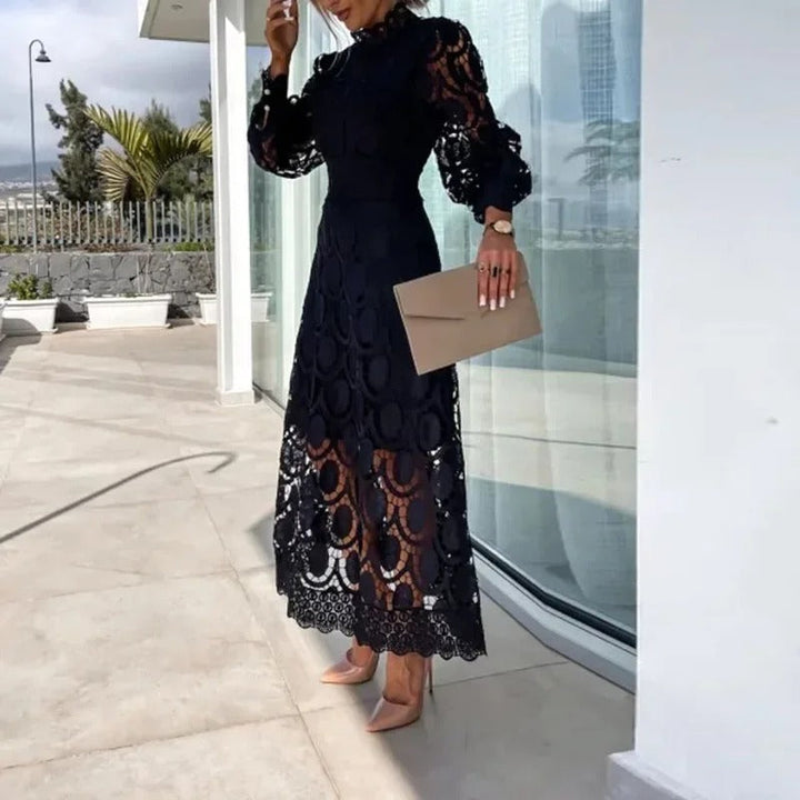 Elegant Lace Dress – Sophisticated & Timeless Fashion Statement